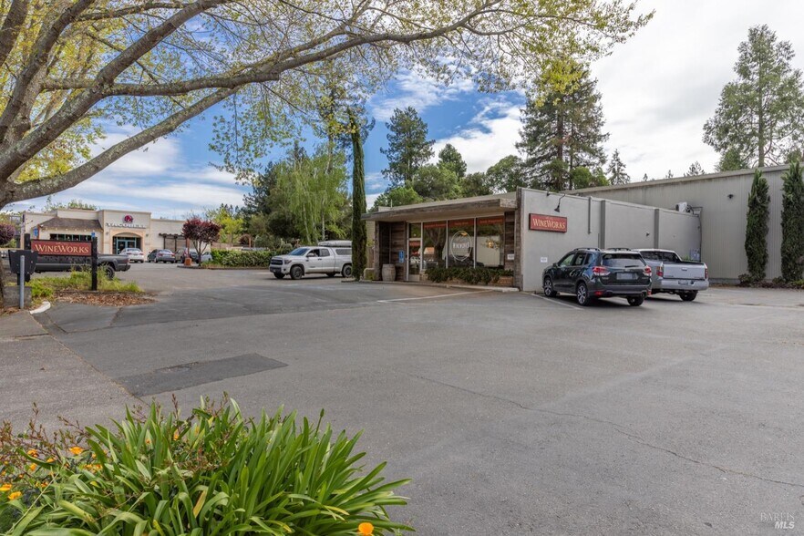 More Photos Of 870 Gravenstein Hwy, Sebastopol Freestanding For Sale