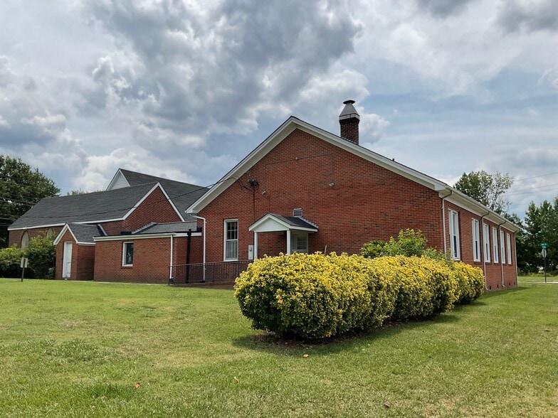 More Photos Of 101 Main St, Henderson Religious Facility For Sale