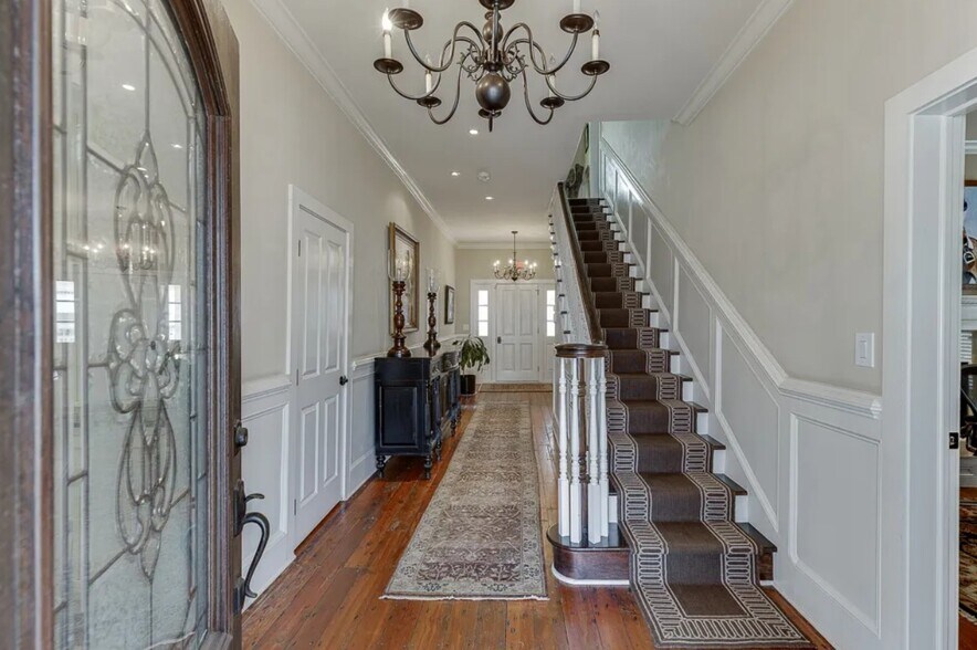 More Photos Of 15800 Birmingham Hwy, Alpharetta Office For Sale