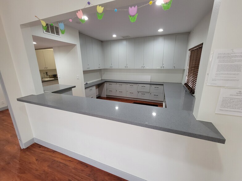 More Photos Of 3231 Waring Ct, Oceanside Medical For Sale