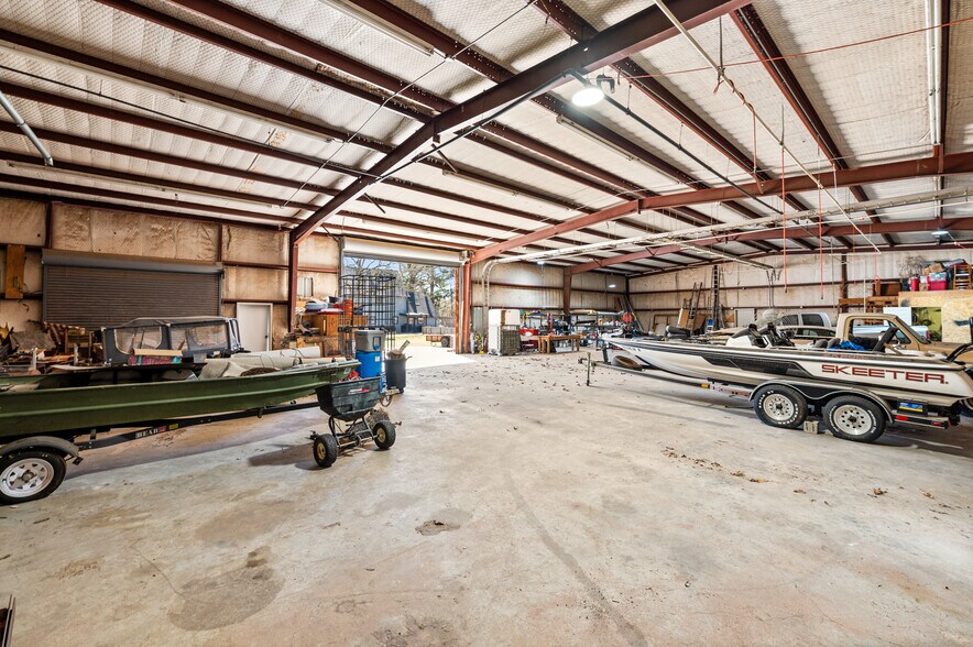 More Photos Of 3825 TX-154 Hwy, Quitman Office Residential For Sale