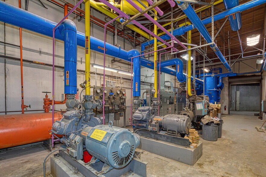 More Photos Of 3100 52nd Ave, Sacramento Refrigeration Cold Storage For Lease