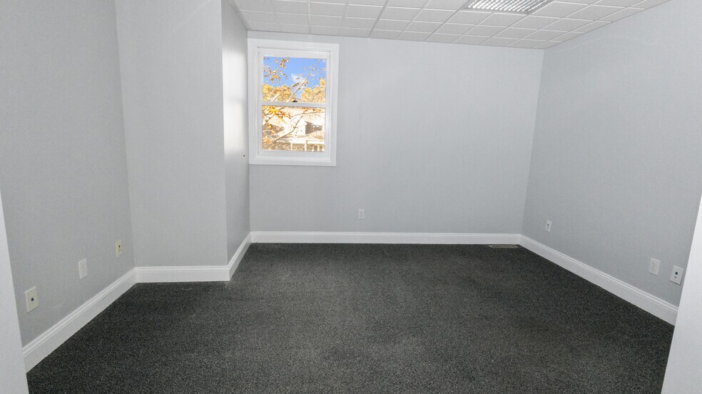 More Photos Of 104 Bridge Rd, Salisbury Loft Creative Space For Sale