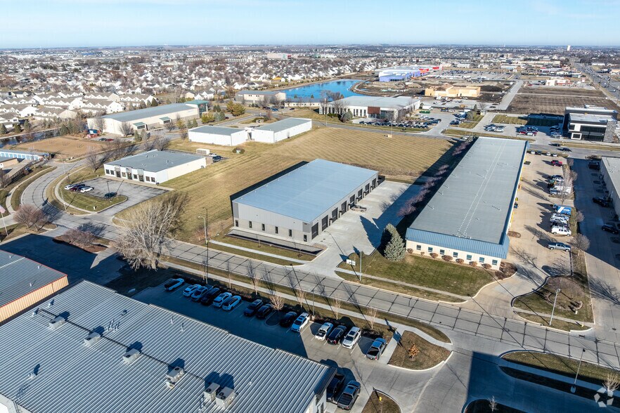 More Photos Of 1035 SE Frontier Ave, Waukee Industrial For Lease