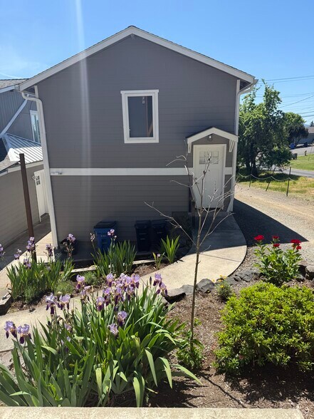More Photos Of 1505 NW 10th Ave, Camas Multifamily For Sale