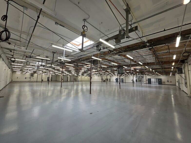 More Photos Of 2801 Arrowhead Dr, Carson City Manufacturing For Lease