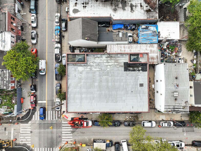 More Photos Of 555 Liberty Ave, Brooklyn Warehouse For Sale