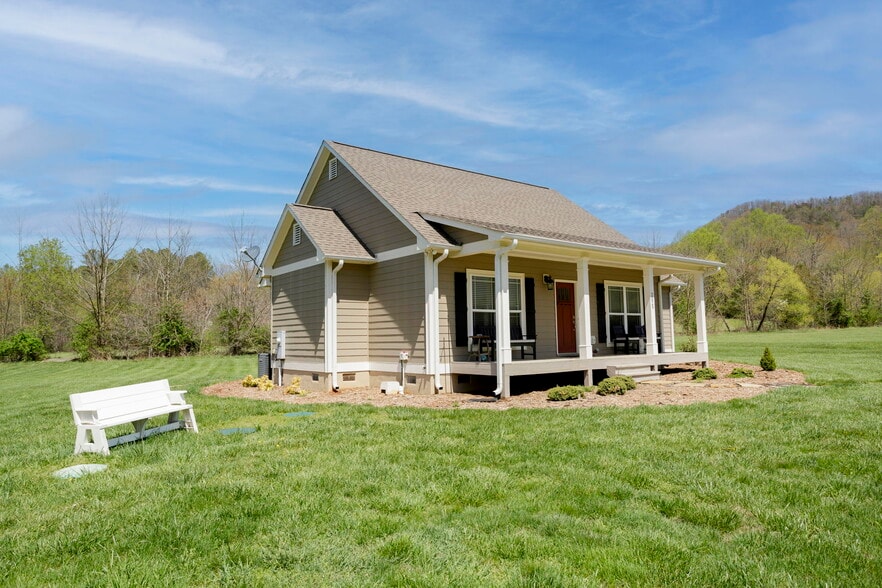 More Photos Of , Young Harris Specialty For Sale