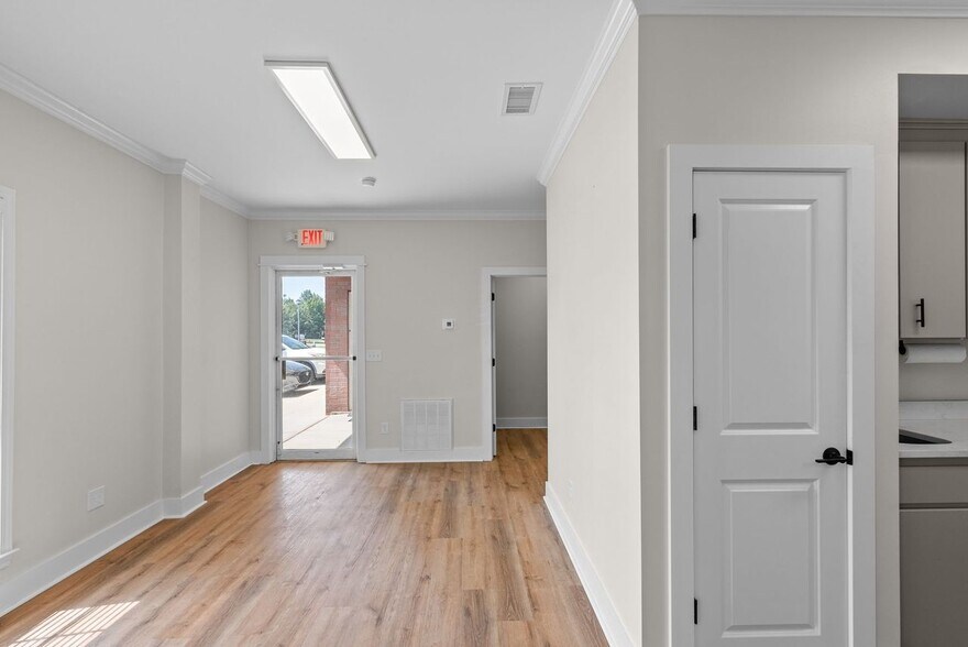 More Photos Of 26210 Equity Dr, Daphne Light Distribution For Lease