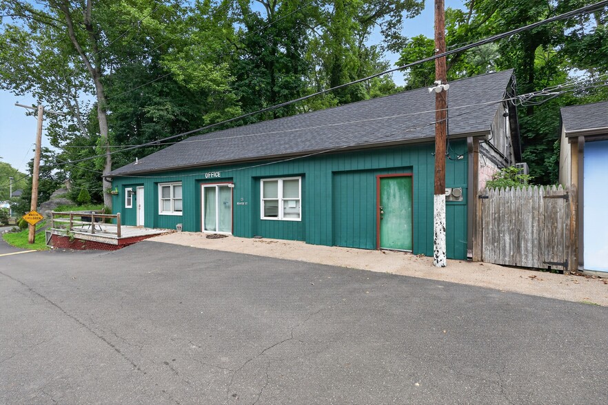More Photos Of 13 Beaver St, Hulmeville Swimming Pool For Sale