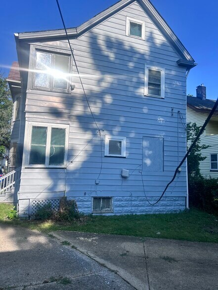 More Photos Of 3590 E 108th St, Cleveland Multifamily For Sale