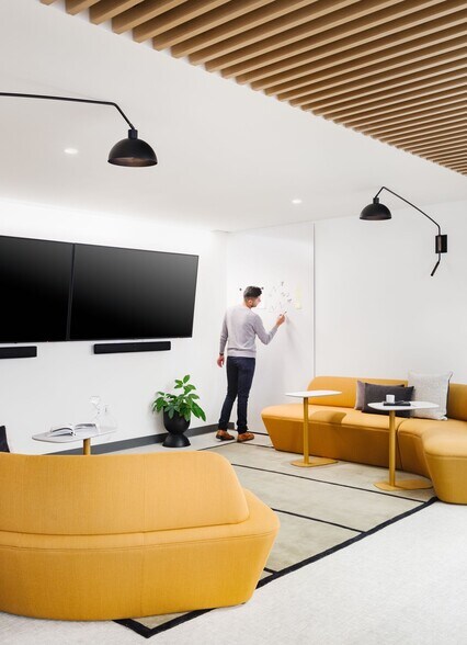 More Photos Of 1621 18th St, Denver Office For Lease