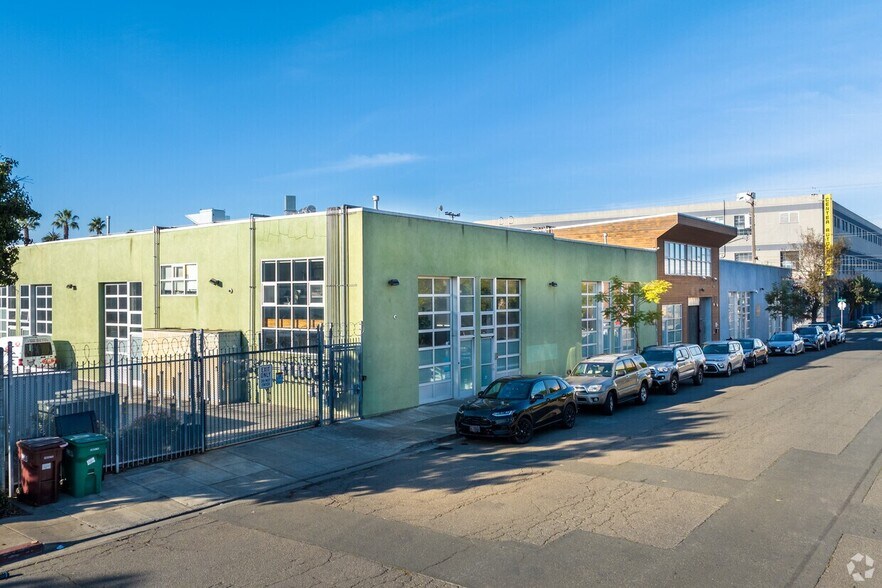 More Photos Of 1940 Union St, Oakland Warehouse For Lease
