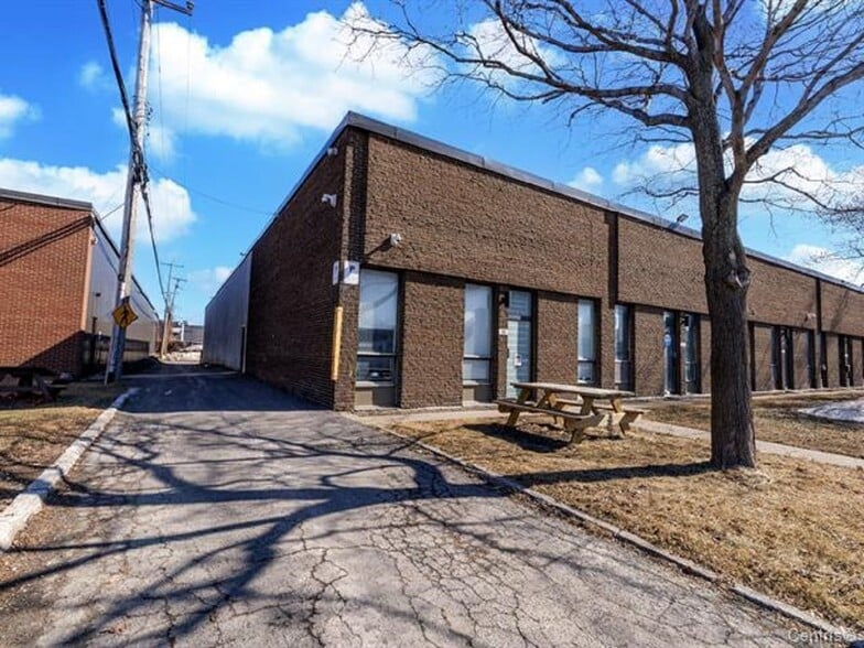 Primary Photo Of 160-178 Rue Benjamin-Hudon, Montréal Light Distribution For Lease