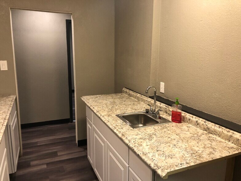 More Photos Of 1304 N Academy Blvd, Colorado Springs Medical For Sale