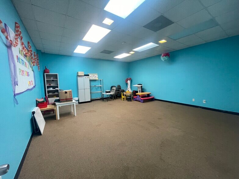 More Photos Of 713 NW Buck Hendry Way, Stuart Religious Facility For Lease