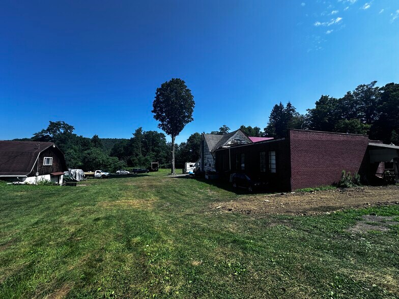 More Photos Of , Port Crane Unknown For Sale