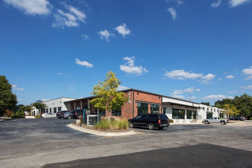 More Photos Of 225 Ottley Dr NE, Atlanta Loft Creative Space For Lease