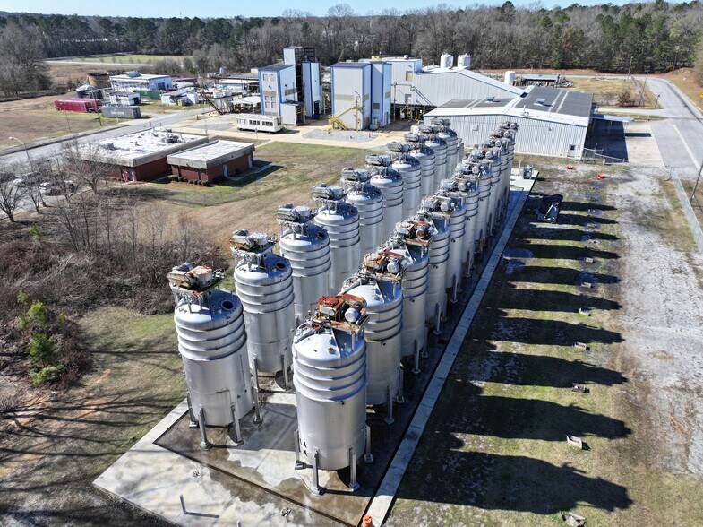 More Photos Of 6906 Dixie St, Columbus Industrial For Sale