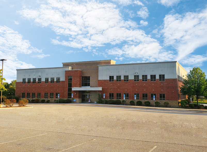 More Photos Of 21 Waterford Dr, Mechanicsburg Office For Lease