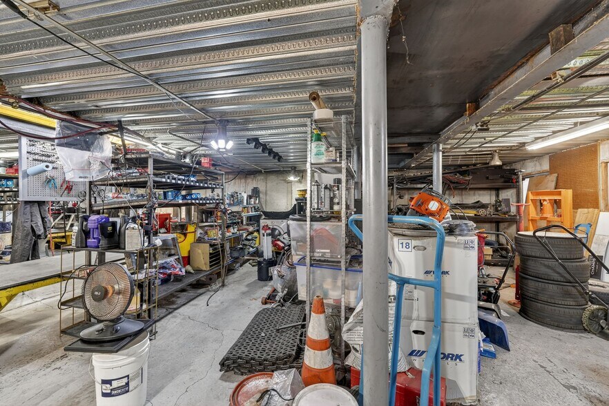 More Photos Of 4650 S Constitution Blvd, Salt Lake City Auto Repair For Sale