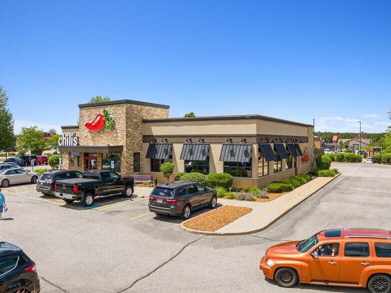 Primary Photo Of 165 Crossroads Dr, Plover Restaurant For Sale
