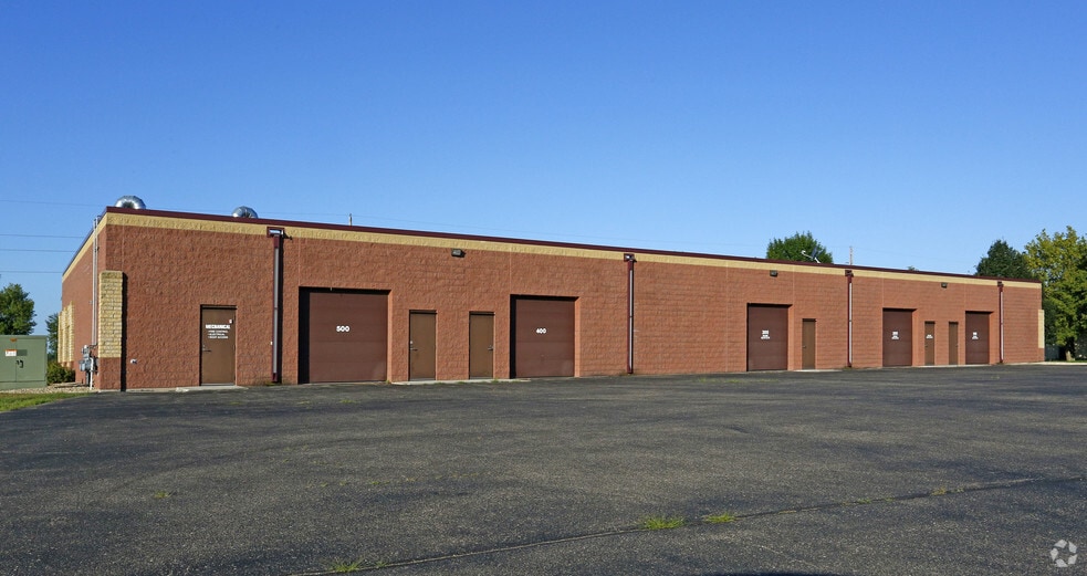 More Photos Of 990 Elm St E, Annandale Coworking Space