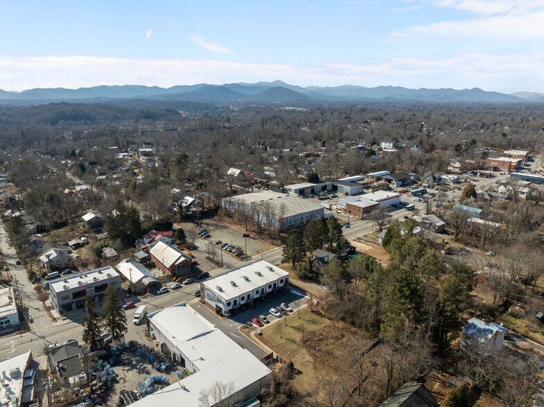 More Photos Of 315 Haywood Rd, Asheville Storefront Retail Residential For Sale