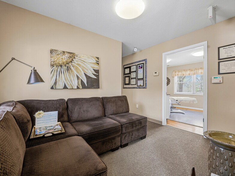 More Photos Of 2 Herman Avenue Ext, Asheville Office For Sale