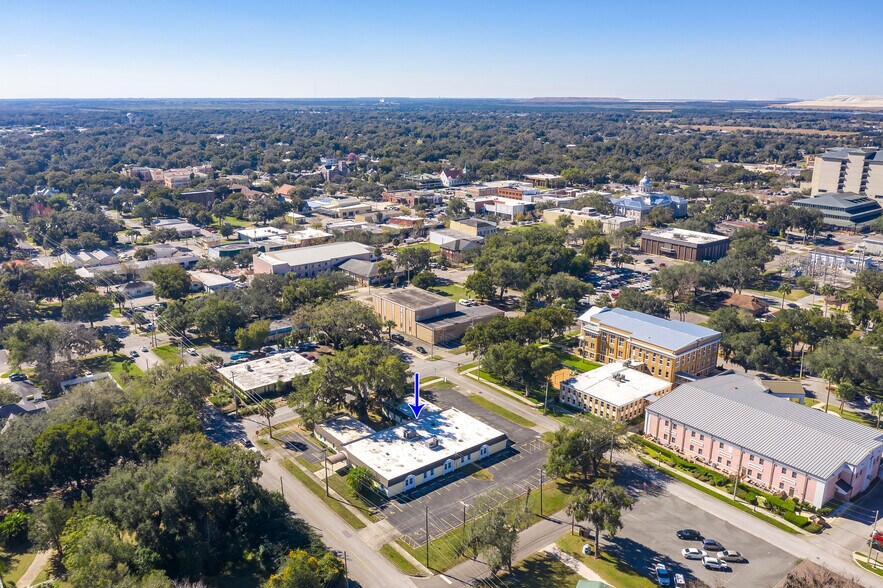 More Photos Of 305 N Jackson St, Bartow Office For Sale