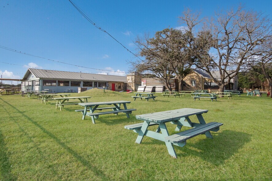 More Photos Of 11 Upper Cibolo Creek Rd, Boerne Restaurant For Sale