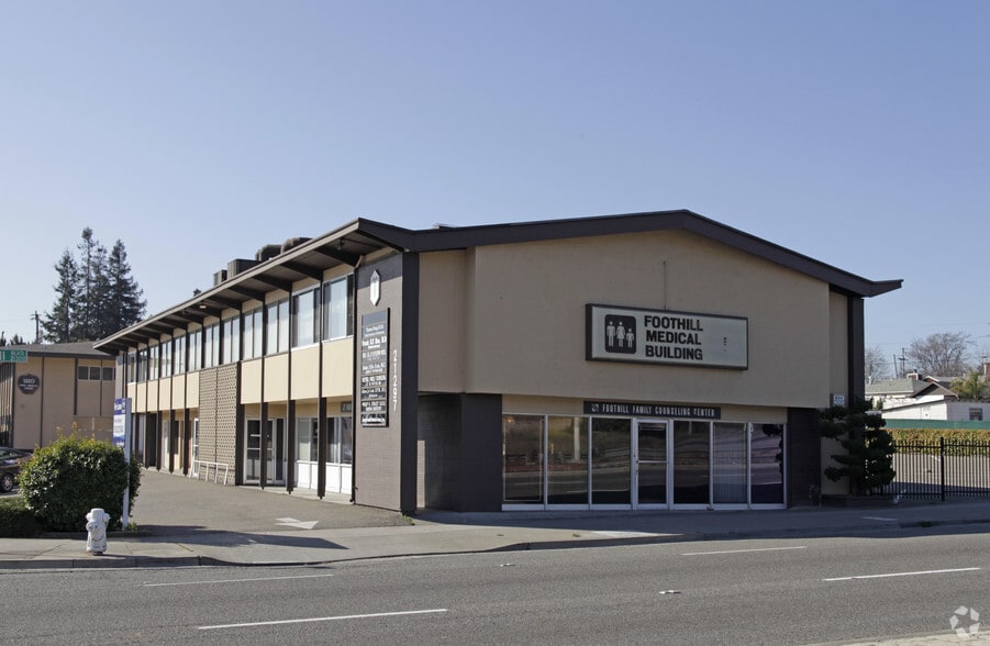 Primary Photo Of 21297 Foothill Blvd, Hayward Medical For Lease