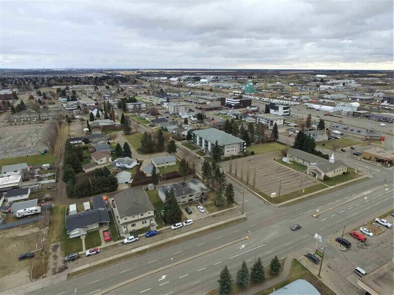 More Photos Of 306 Calahoo Rd, Spruce Grove Office For Sale