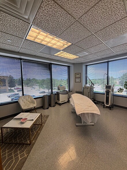More Photos Of 7430 E Caley Ave, Englewood Medical For Lease