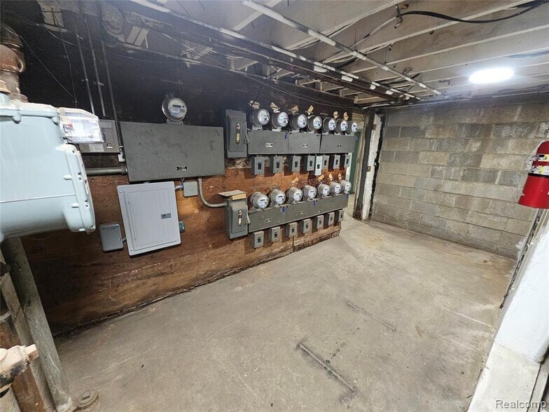 More Photos Of 14801 Joy Rd, Detroit Apartments For Sale