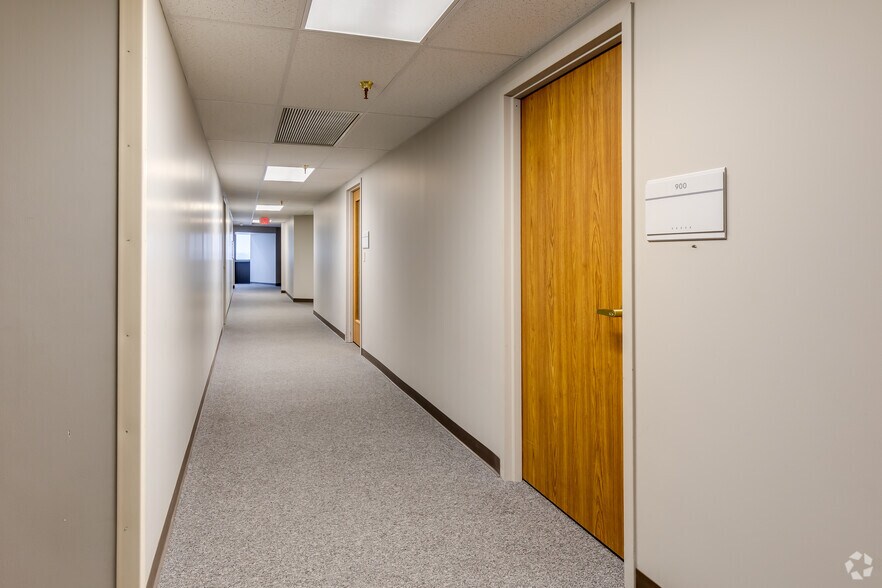 Photo of 9th Floor Ste 60-900