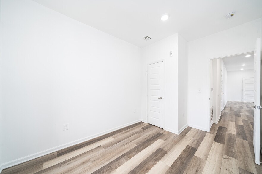 More Photos Of 430 Ocean Ave, Jersey City Apartments For Sale