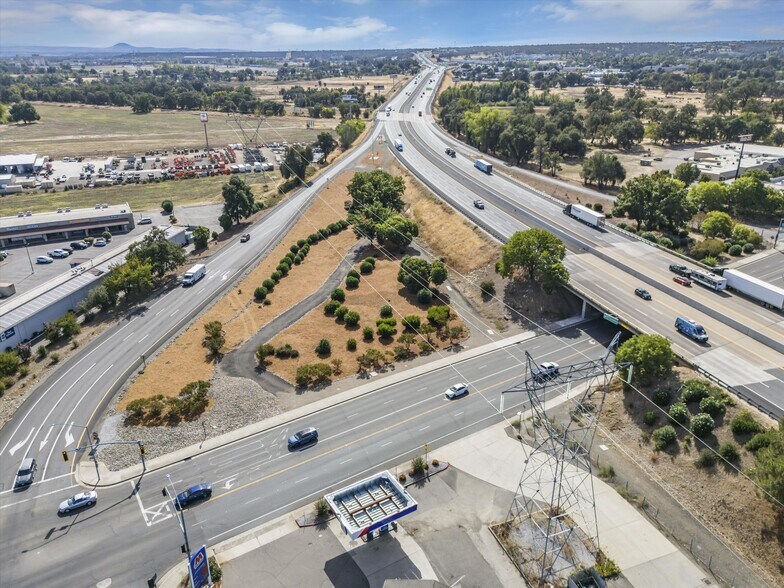 More Photos Of 2470 Balls Ferry Rd, Anderson Service Station For Sale