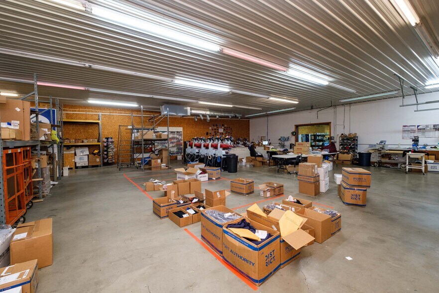 More Photos Of 36 Lucas Rd, Fishersville Warehouse For Lease