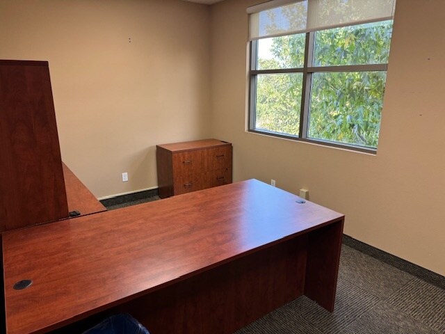 More Photos Of 1505 S D St, San Bernardino Office For Lease