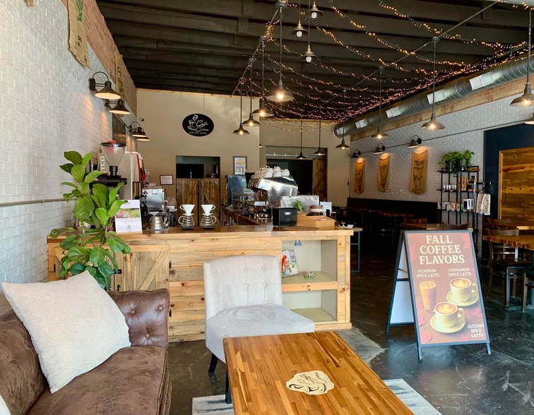 More Photos Of 111 E Main St, Atlanta Restaurant For Sale