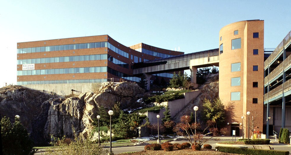 More Photos Of 999 Broadway, Saugus Office For Lease