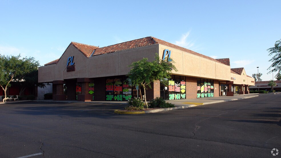 More Photos Of 6002 W Bell Rd, Glendale Freestanding For Lease