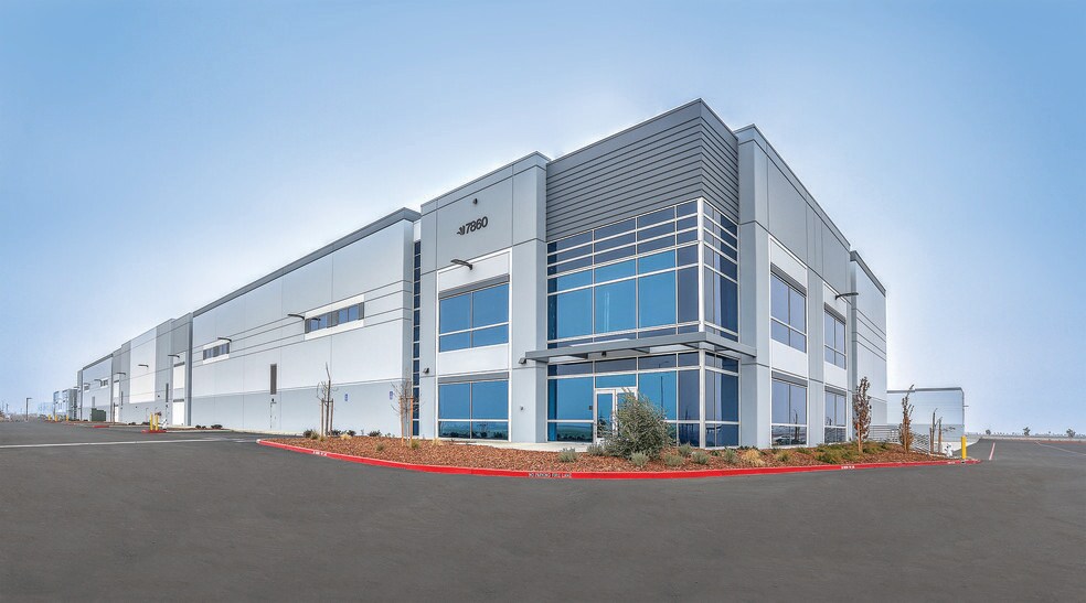 More Photos Of 7810 Metro Air Pky, Sacramento Distribution For Lease