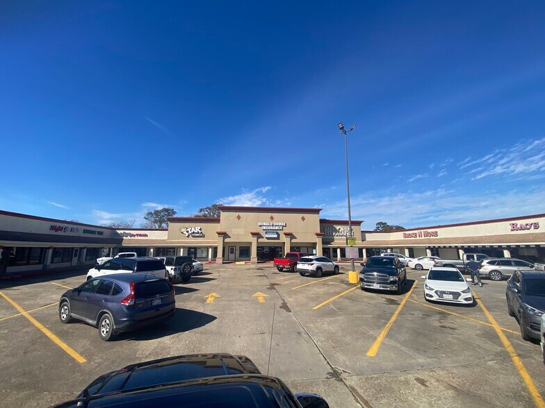 More Photos Of 3500-3536 FM 365, Nederland Unknown For Lease