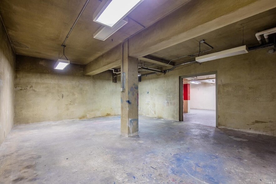 More Photos Of 224 N Oak St, Ukiah Office Residential For Sale