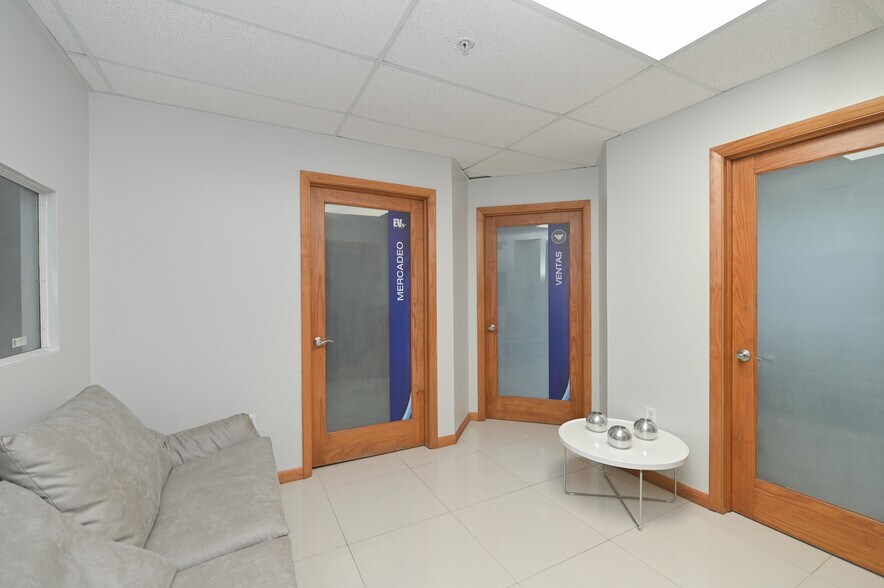 More Photos Of 7770 NW 46th St, Doral Warehouse For Sale