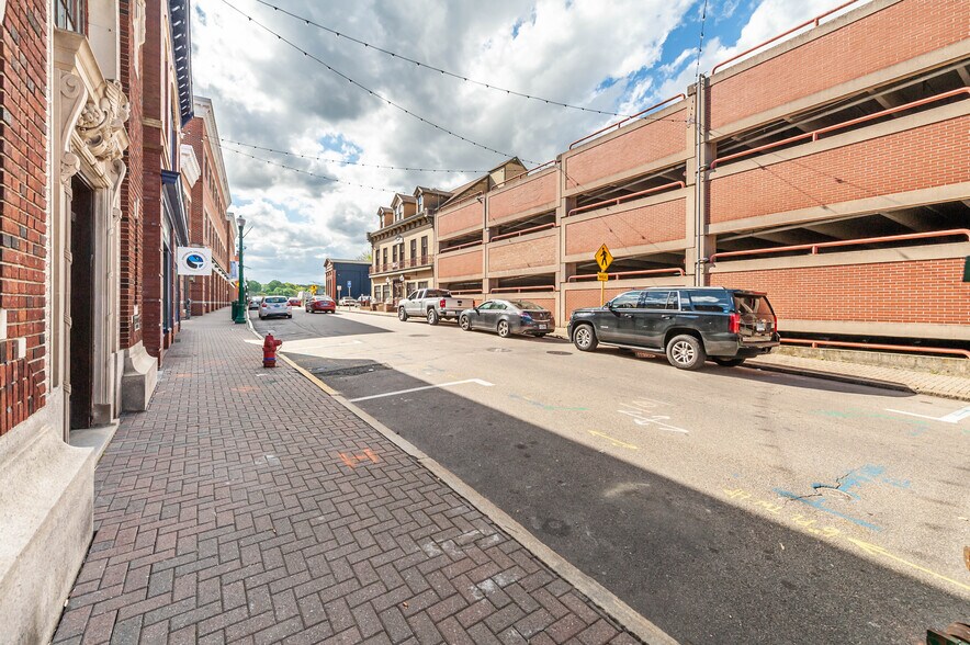 More Photos Of 71 Main St, Norwich Storefront Retail Office For Sale
