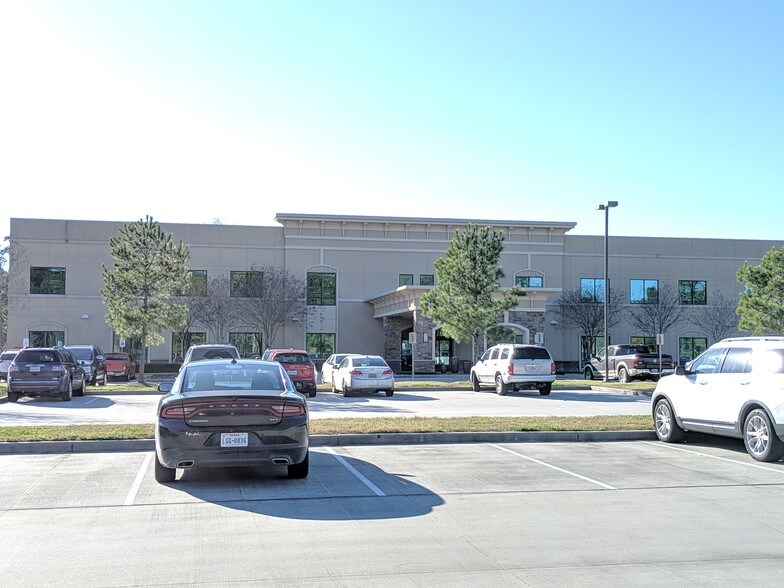 More Photos Of 22751 Professional Dr, Kingwood Medical For Lease