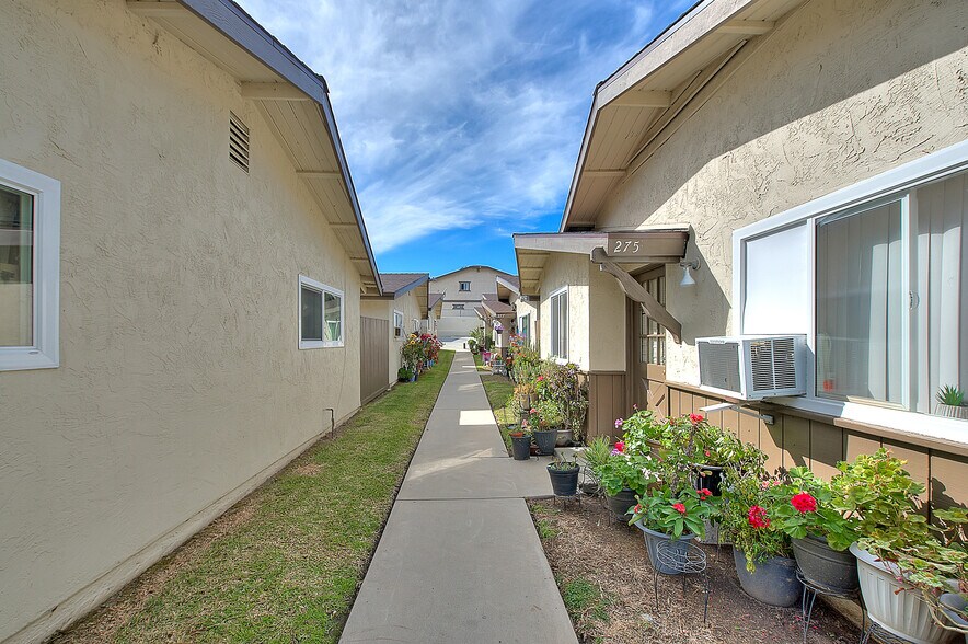 More Photos Of 275-299 Monte Vista St, La Habra Apartments For Sale
